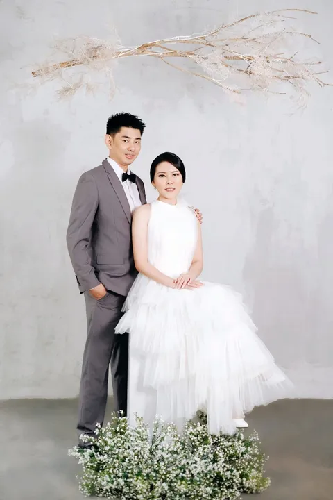 Foto sampul undangan Friska & Didi