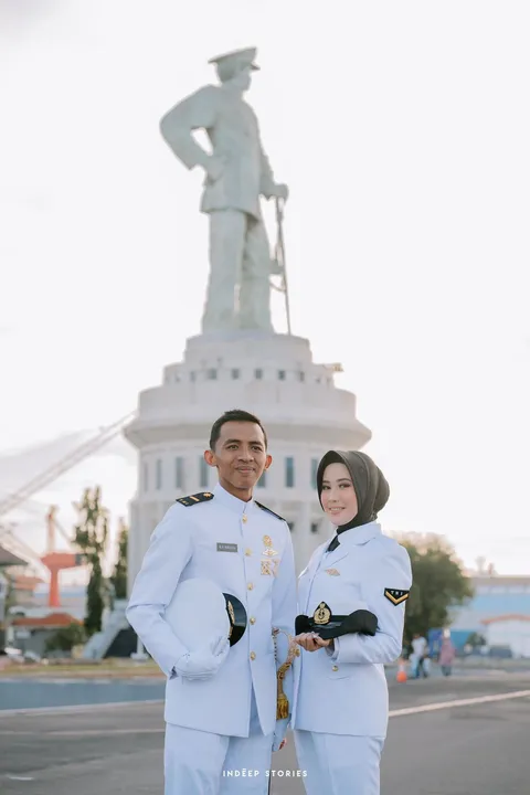 Foto sampul undangan Rezqi & Widia