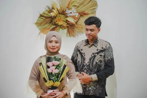 Foto sampul undangan Galang Pradana Putra & Nur Isnaini Khoiriyati