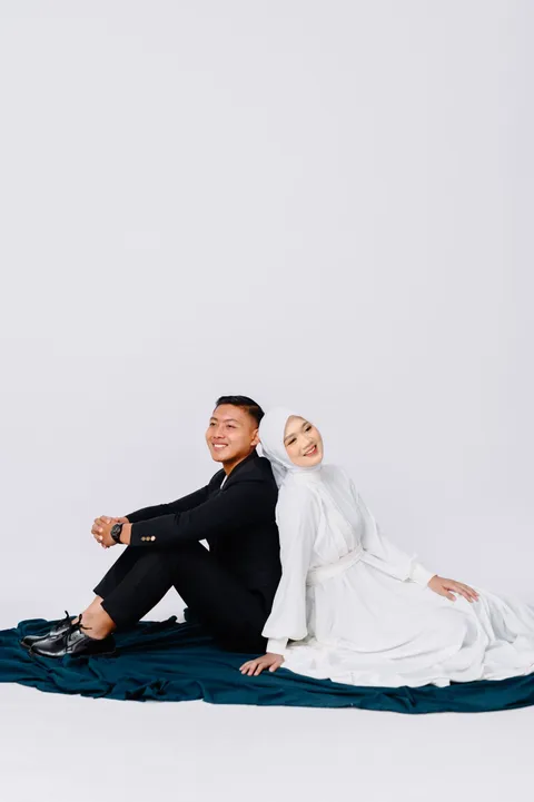 Foto sampul undangan Lutfiaan & Lucky