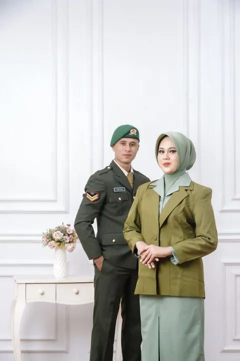 Foto sampul undangan Arifin & Mila