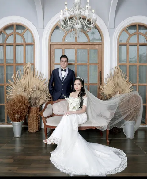 Foto sampul undangan Rose & Sem