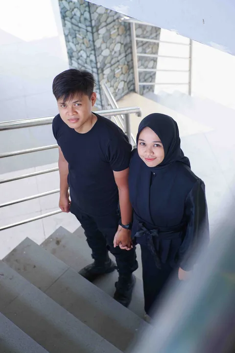 Foto sampul undangan Oliver & Iin