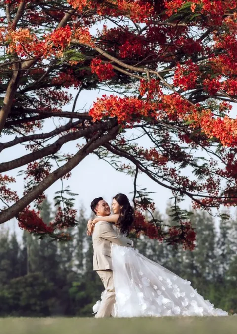 Foto sampul undangan Niken & Marcel