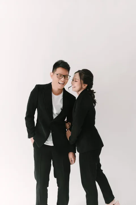 Foto sampul undangan Tisa & Victor