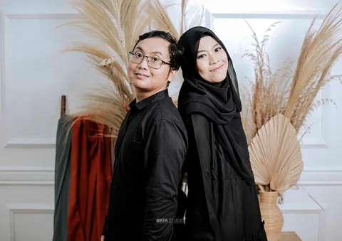 Foto sampul undangan Yanti & Toro