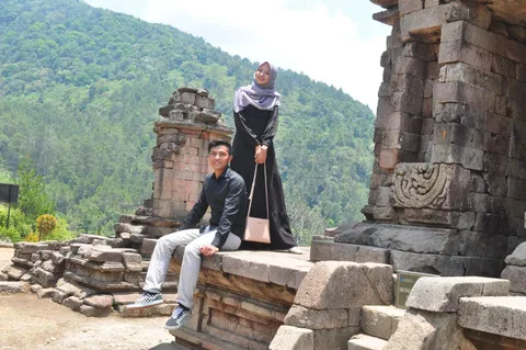 Foto sampul undangan Tolibin & Zumrotus