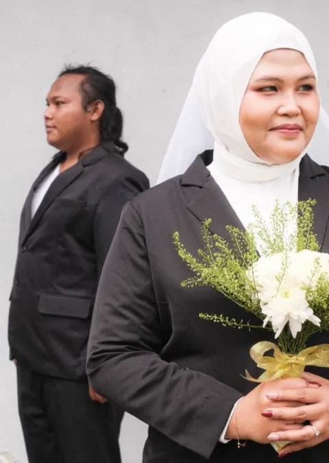 Foto sampul undangan Wulan & Lutfi