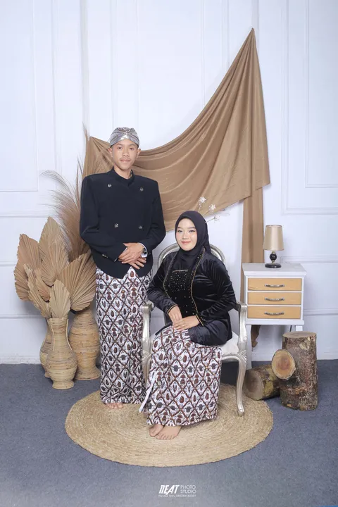 Foto sampul undangan Dingneat & Wed