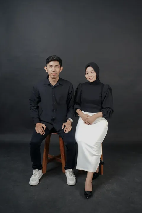 Foto sampul undangan Adi & Sinta