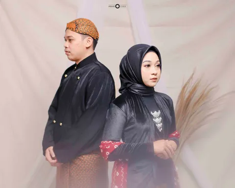Foto sampul undangan Eka & Doni