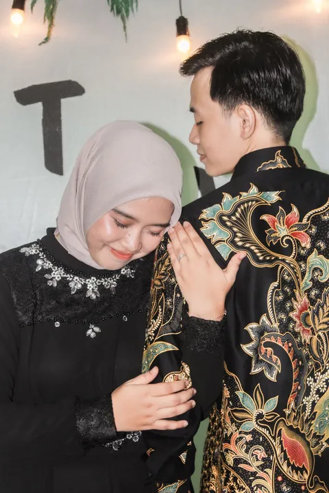 Foto sampul undangan Tukul & Umi