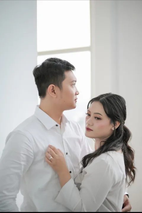 Foto sampul undangan Erick & Acha