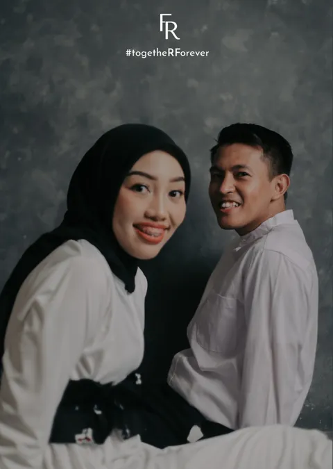 Foto sampul undangan Rizka & Fajar