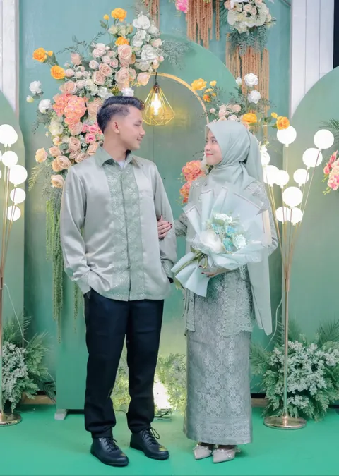 Foto sampul undangan Artika & Indra