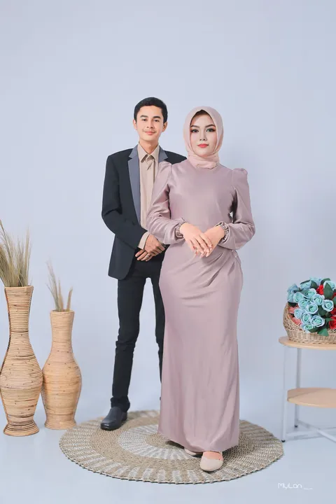 Foto sampul undangan Dewi & Haris