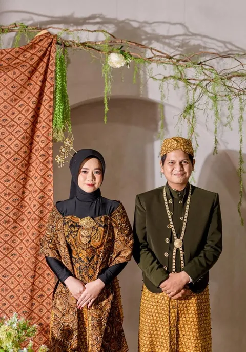 Foto sampul undangan Yulian & Eki