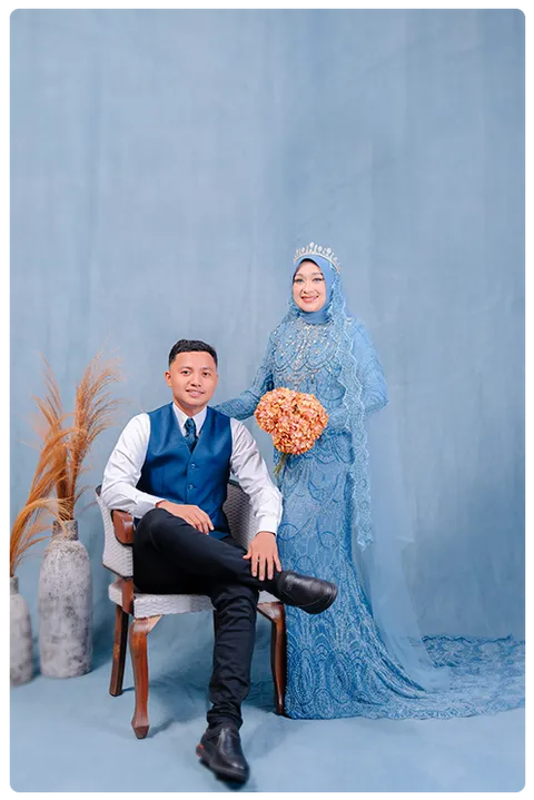 Foto sampul undangan Marfadh & Wahyuni