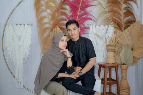 Foto sampul undangan Natha & Tia