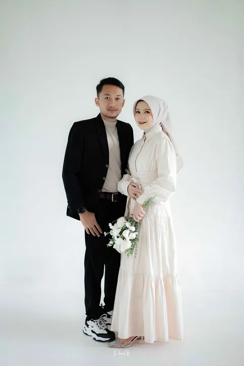 Foto sampul undangan Bryan & Nova