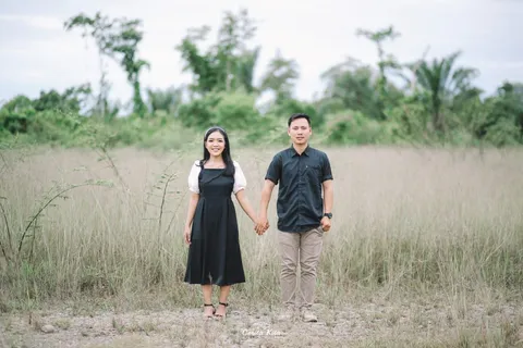 Foto sampul undangan Ferdy & Len