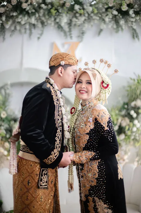 Foto sampul undangan Zulmi & Mufi