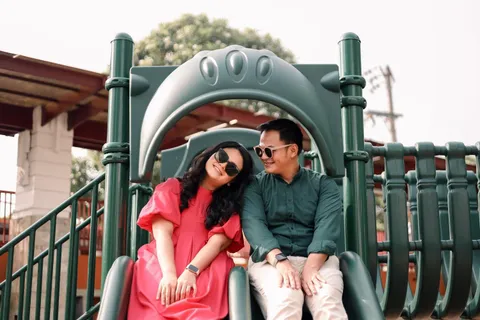 Foto sampul undangan Laura & Johan