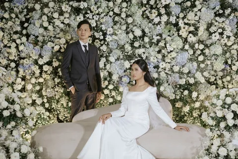 Foto sampul undangan Wawa & Iil