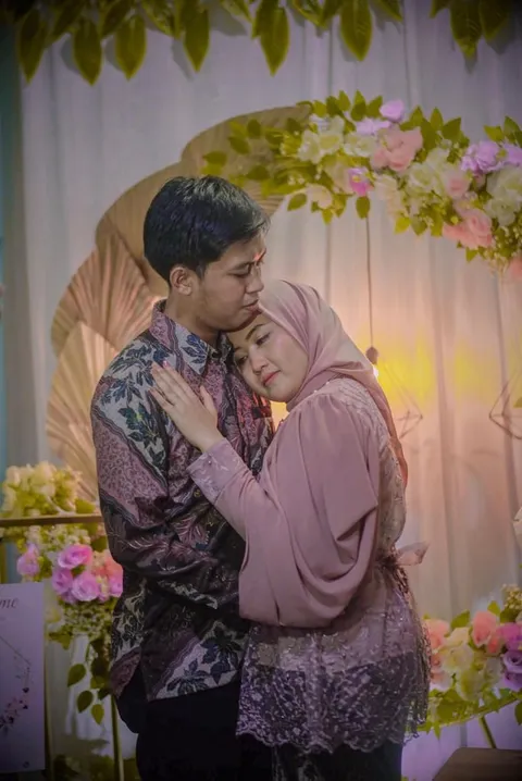 Foto sampul undangan Novianti & Alvi