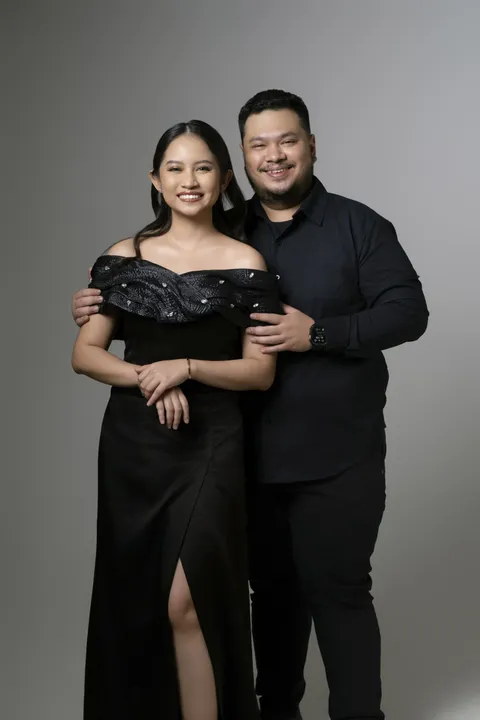 Foto sampul undangan Pratiwi & Alvin