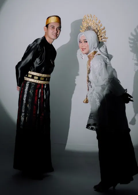 Foto sampul undangan Ratna & Nizam