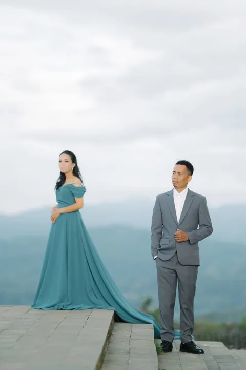 Foto sampul undangan Rizal & Angel