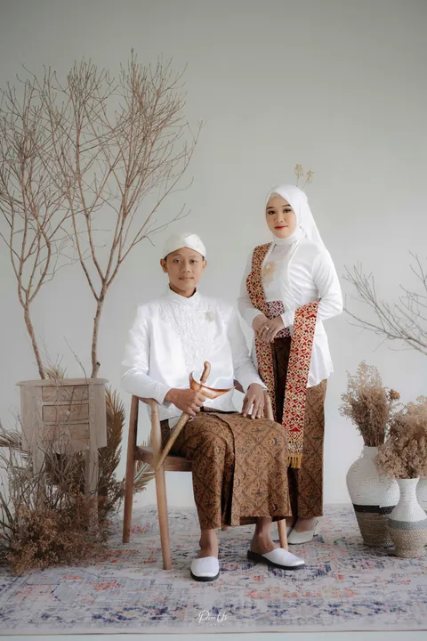 Foto sampul undangan Candra & Chusnul