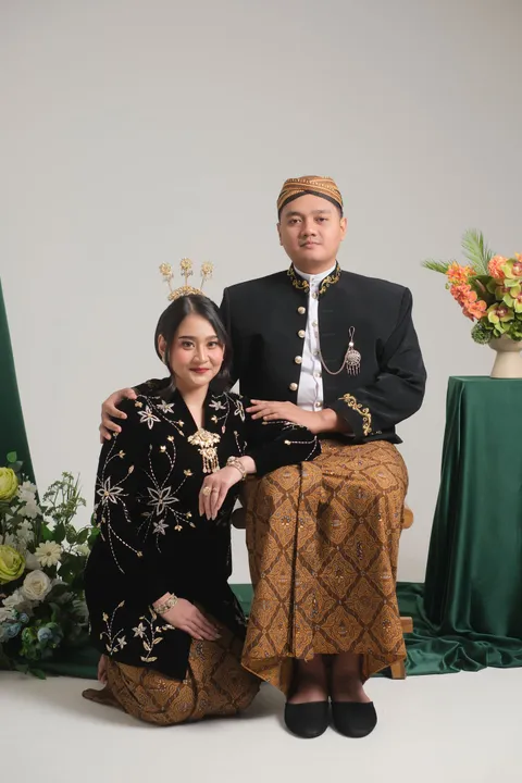 Foto sampul undangan Mahardika & Velerie