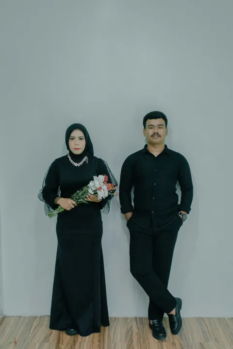 Foto sampul undangan Ari & Riri