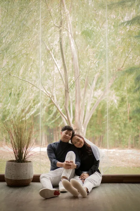 Foto sampul undangan Yoppy & Vanya