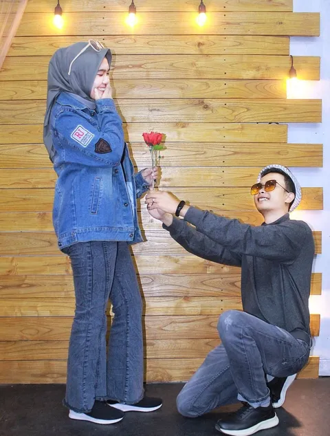 Foto sampul undangan Anggi & Dimas