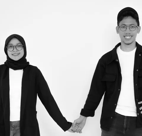 Foto sampul undangan Dea & Tyo