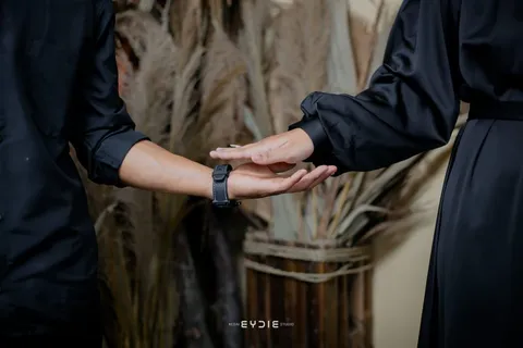 Foto sampul undangan Toink & Imon