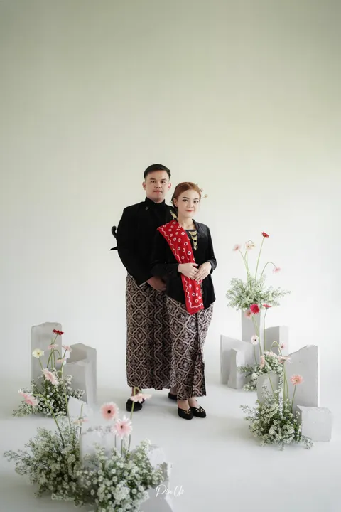 Foto sampul undangan Zena & Titis