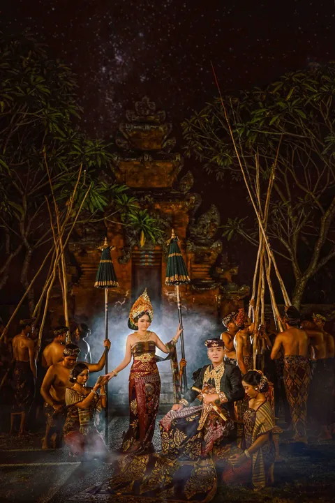 Foto sampul undangan Diah & Suyana