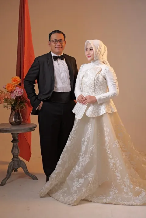 Foto sampul undangan Bina & Rifa