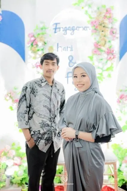 Foto sampul undangan Frendi & Fani