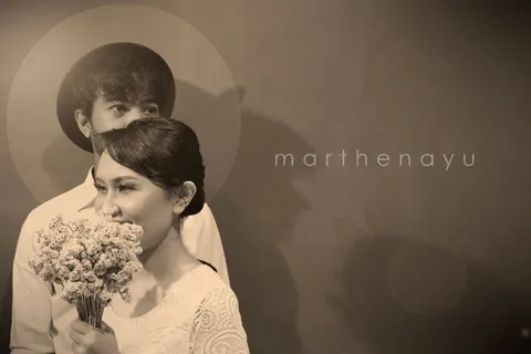 Foto sampul undangan Ayu & Marthen