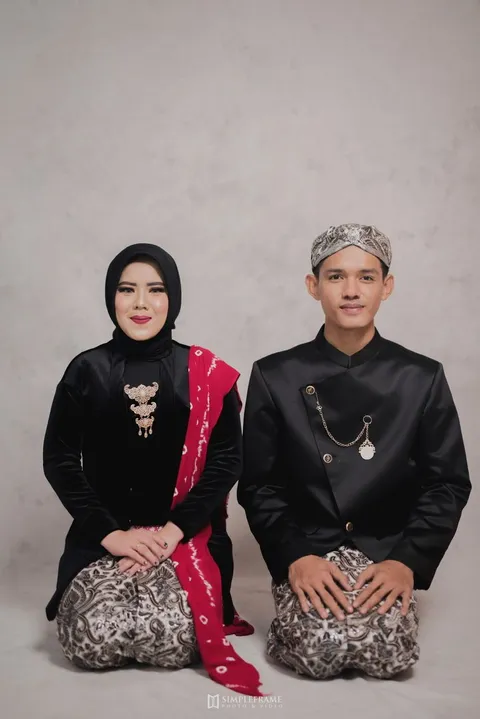 Foto sampul undangan Rionaldi & Ummi