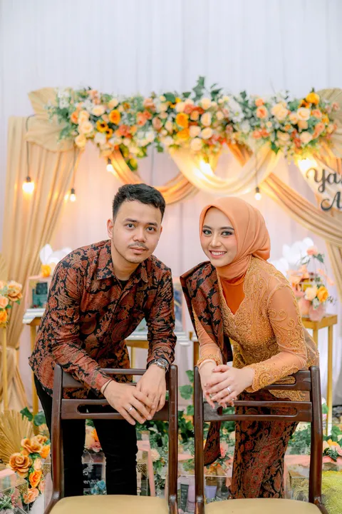 Foto sampul undangan Yasmin & Arif