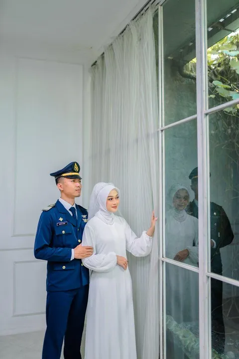Foto sampul undangan Rikhu & Adit