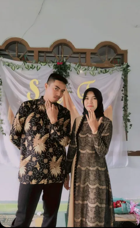 Foto sampul undangan Fatimah & Sapto