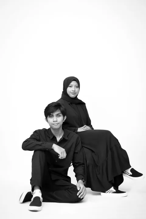 Foto sampul undangan Kurniawan & Jamila
