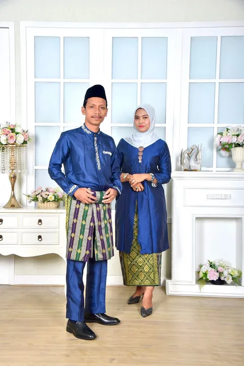 Foto sampul undangan Desra & Maya